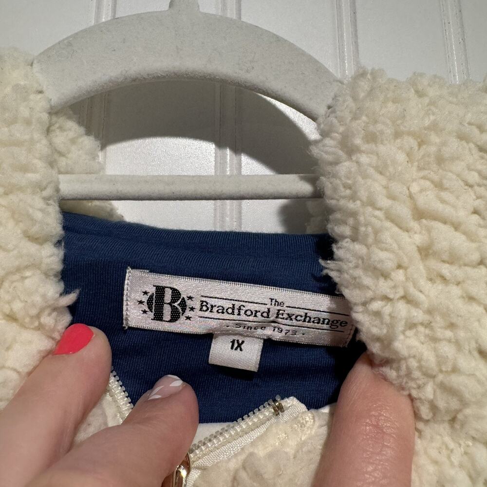 Bradford Exchange Jurgen Scholz Purr-fectly Cozy Cats Sherpa Sweatshirt Size 1X - Picture 4 of 8